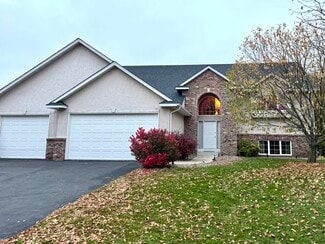 Building Photo - 333 Pebble Rd N