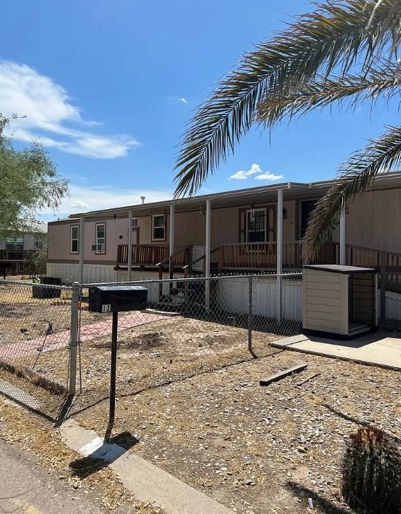Building Photo - 2640 S Cottonwood Ln