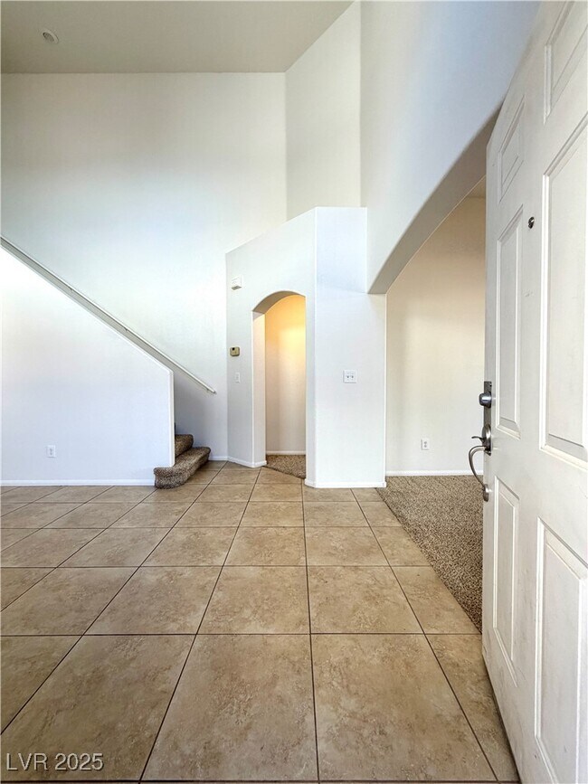 Foto del edificio - 1021 Miradero Ln