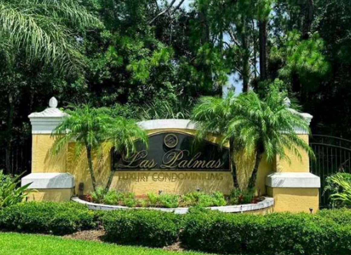Foto principal - Nice 2 bedroom, 2 bathroom condo in the he...