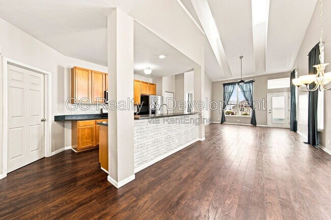 Building Photo - 8026 Bluestem Ave