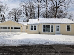 Building Photo - 315 Redfern Rd