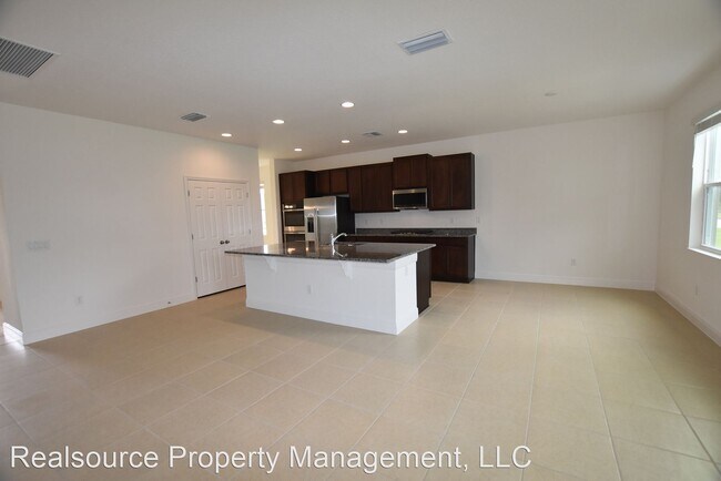 Foto del edificio - 6 br, 4.5 bath House - 4836 Gilded Jewel D...