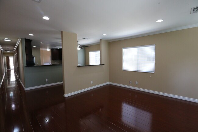 Living Room - 5419 Monroe St