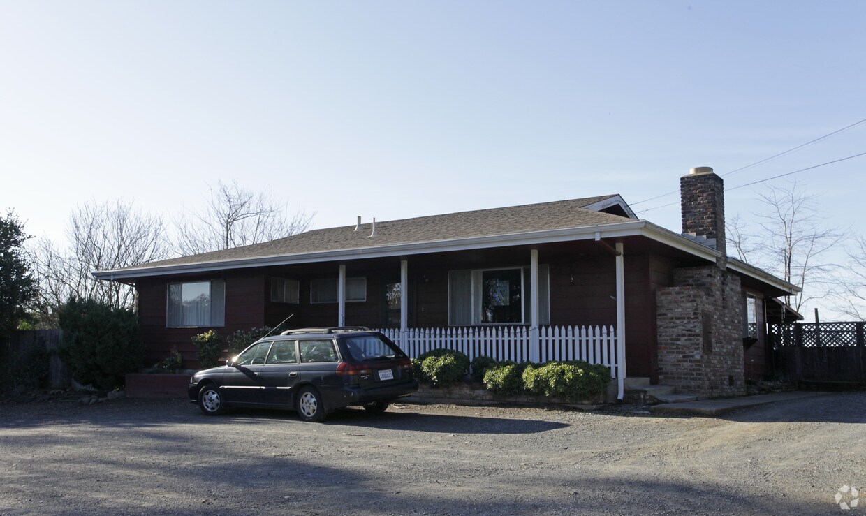 Foto principal - 430 Gossage Ave