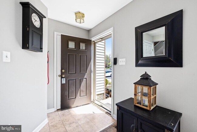 Building Photo - TURNBERRY VILLAGE LOT 69 SEC 2B