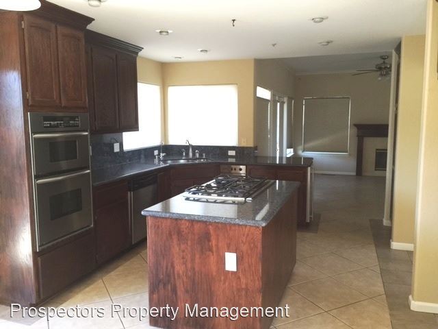 Primary Photo - 4 br, 2.5 bath House - 255 Berkshire Dr