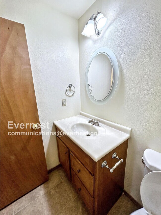 Foto del edificio - 6470 McNichols Ct