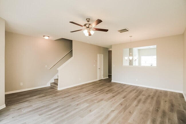 Foto del edificio - 2325 Bigwood Trail