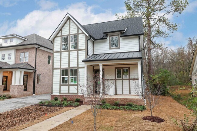 Foto del edificio - Short distance from historic Downtown Franklin