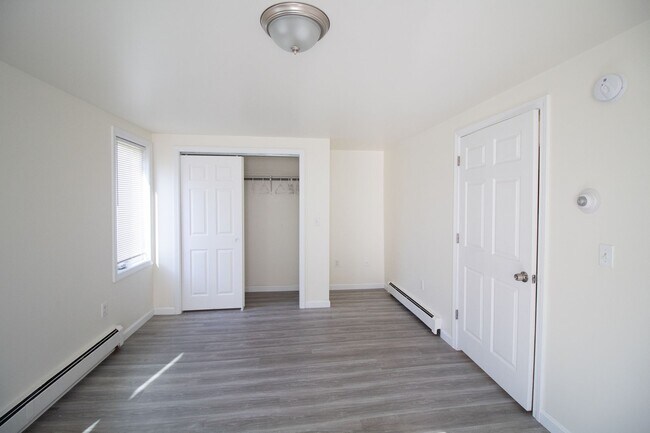 Foto del edificio - 119 Hicks Ave