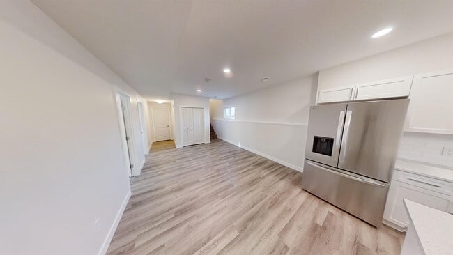 Building Photo - 13401-134105 105 St