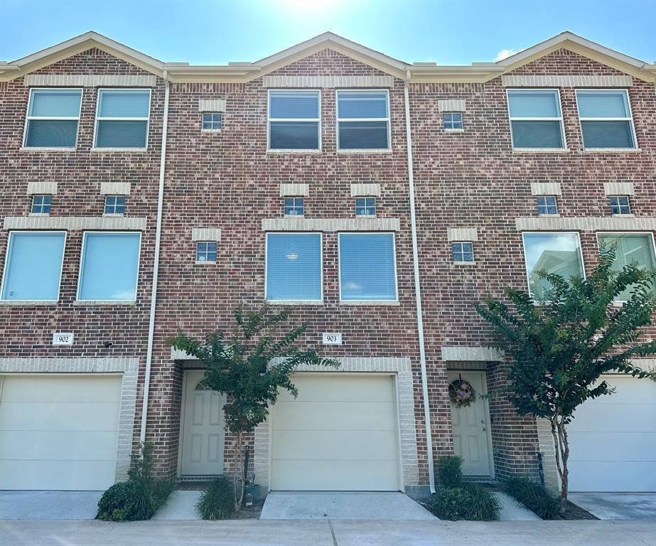Primary Photo - 8705 Bryam St