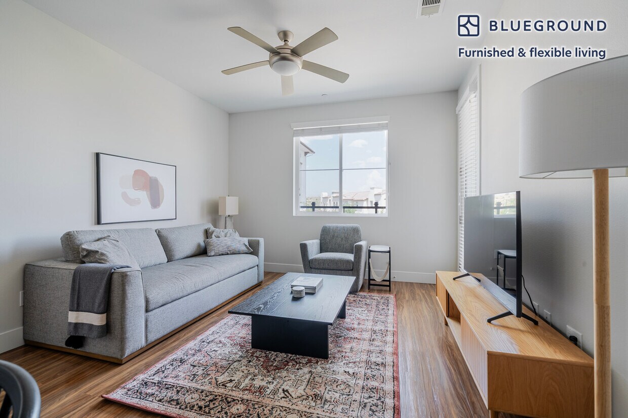Foto principal - 13350 Pacific Pl
