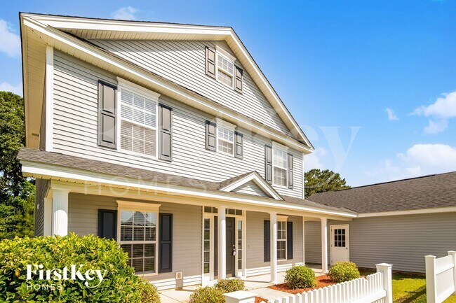 Foto del edificio - 335 Seneca River Dr