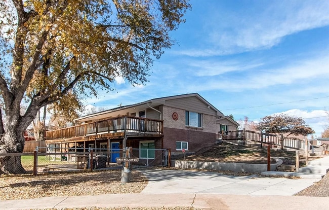 Building Photo - 5905 Nelson Ct
