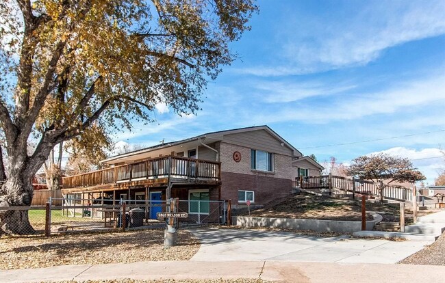 Foto del edificio - 5905 Nelson Ct