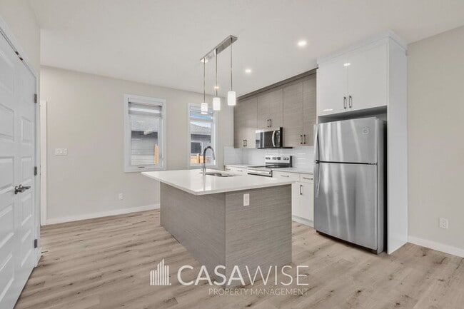 Building Photo - 6536 Chappelle Vis S W