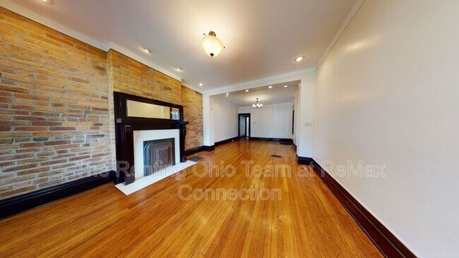 Building Photo - 1861 Bryden Rd