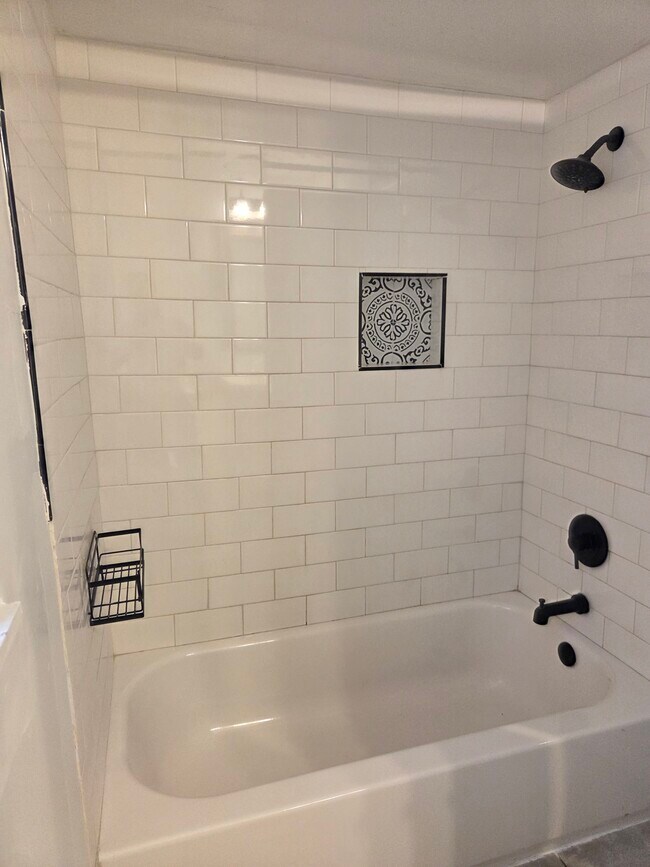 Foto del edificio - 3608 W 73rd Ct