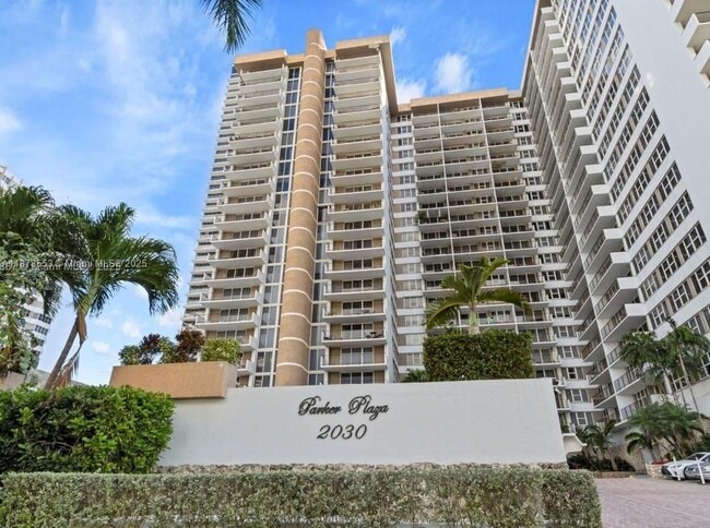 Foto del edificio - 2030 S Ocean Dr
