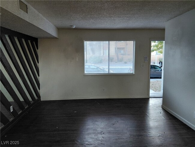 Building Photo - 1336 N Jones Blvd