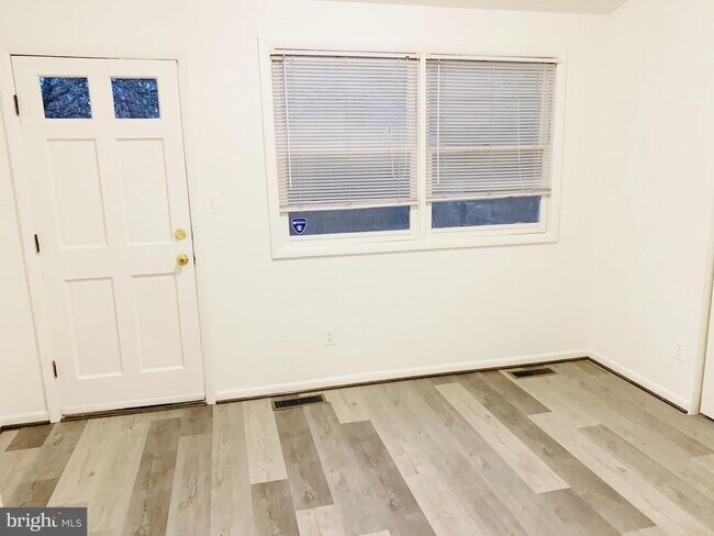 Foto del edificio - 6000 Sonoma Rd