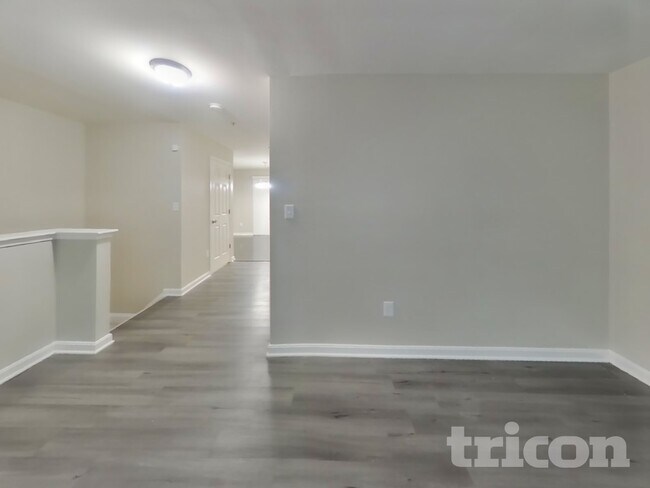 Building Photo - 1306 Sutler Terrace