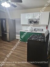 Building Photo - 6 Mill St