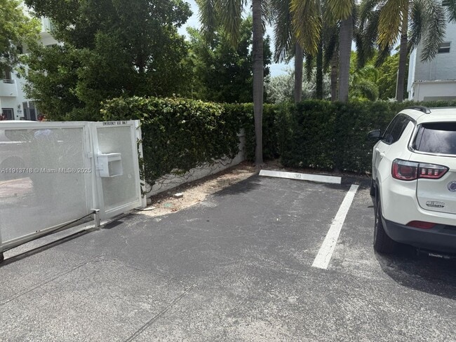 Foto del edificio - 1045 10th St