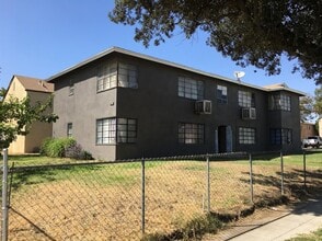 Building Photo - 2995 E Nevada Ave