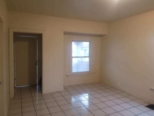 Foto del edificio - 3147 N 35th St