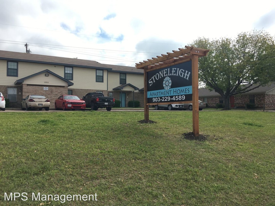 Primary Photo - 2 br, 1 bath Apartment - 1300 Northwood Blvd