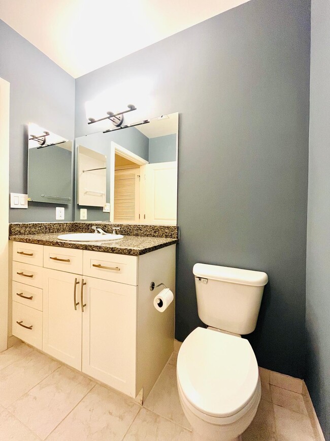 Building Photo - 4101 Albemarle St NW