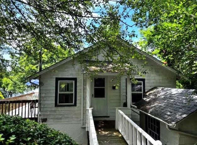 Primary Photo - 207 Prospect Rd