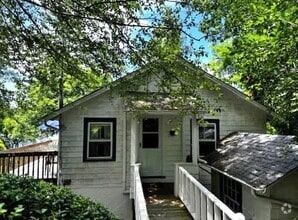 Building Photo - 207 Prospect Rd