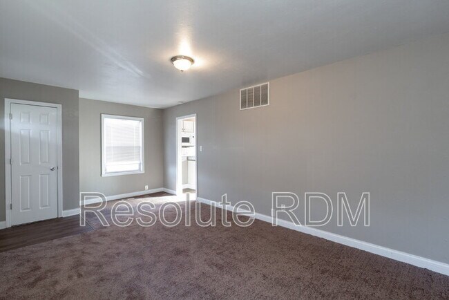 Building Photo - 7955 E 49th St