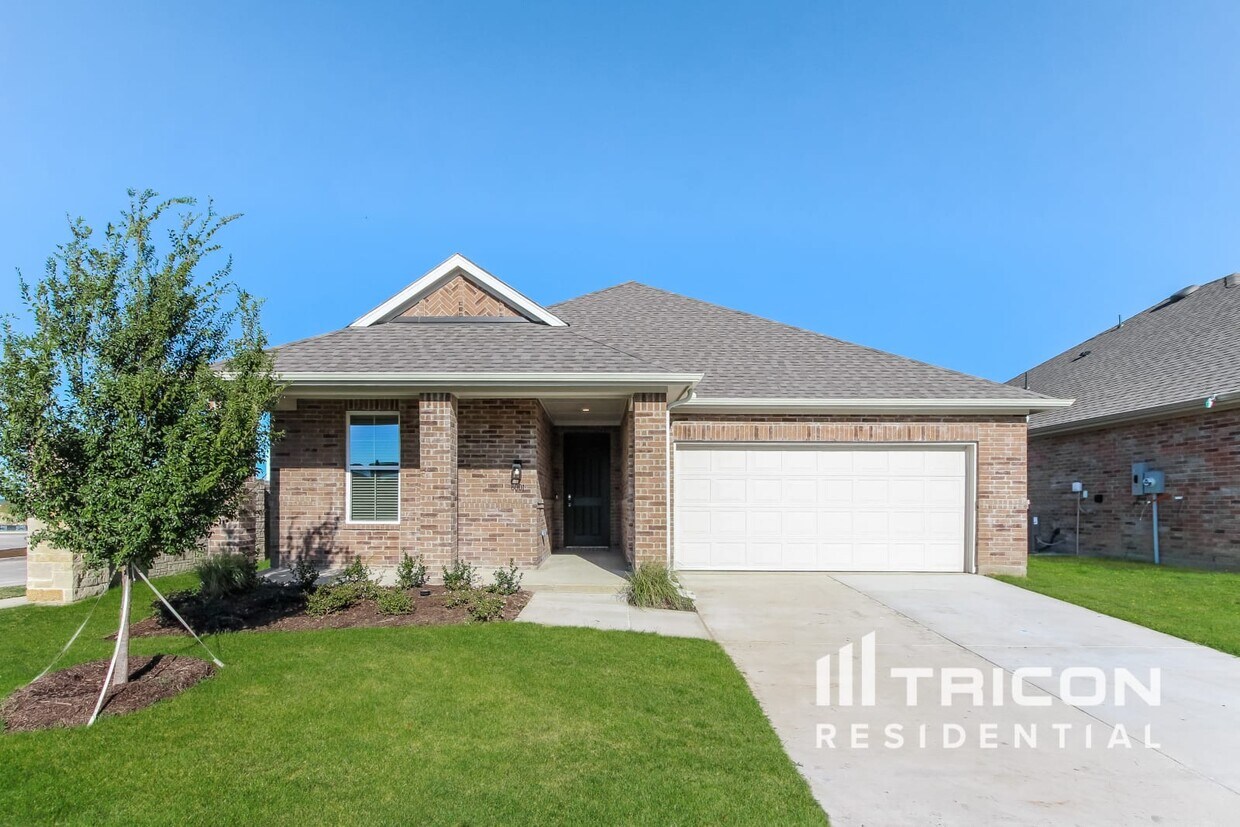 Foto principal - 8001 Calhoun Vly Dr