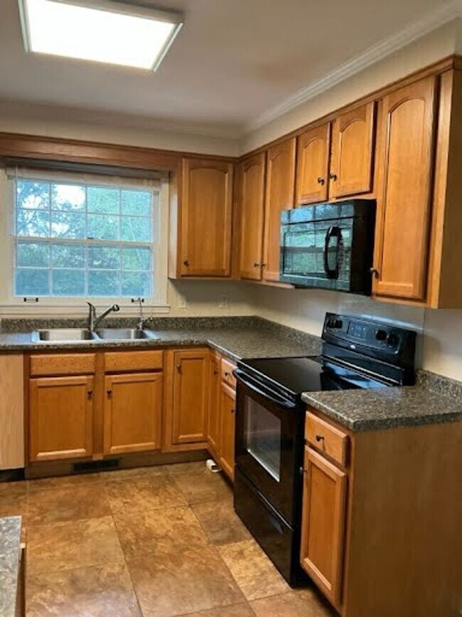 Foto del edificio - 514 Wren Rd