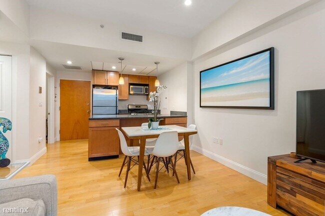 Foto del edificio - 2 br, 1 bath Condo - 20 Garden St Apt 1