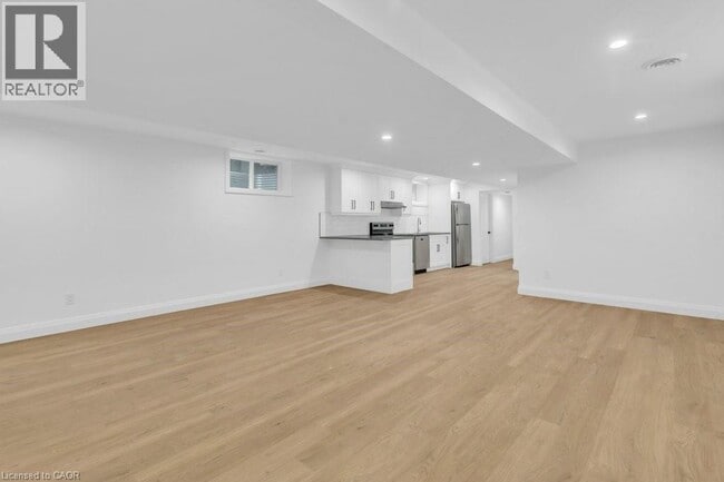 Building Photo - 54 Wilhelm St