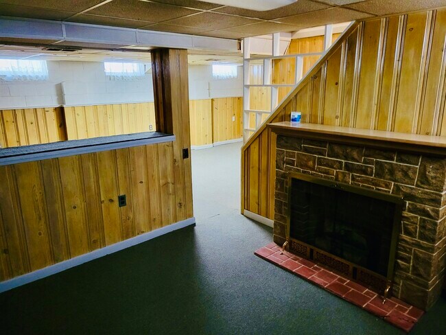 Foto del edificio - 24926 Hickory St