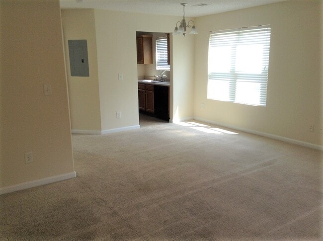Building Photo - 261 Katydid Dr