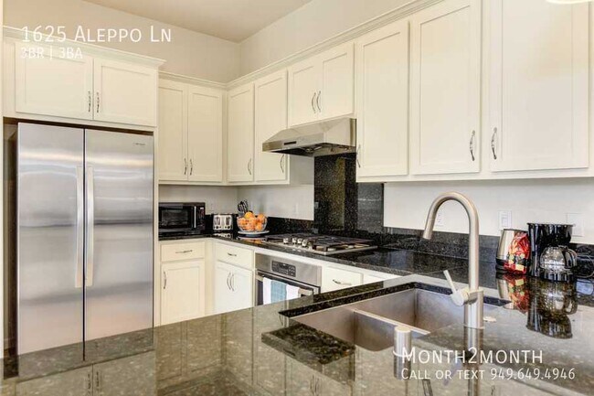 Building Photo - Stunning on Aleppo Ln