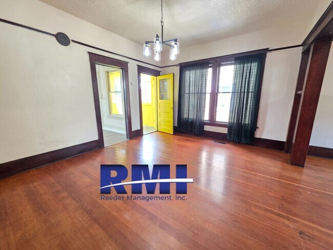 Foto del edificio - Charming 120-year-old gem in the heart of Tacoma!
