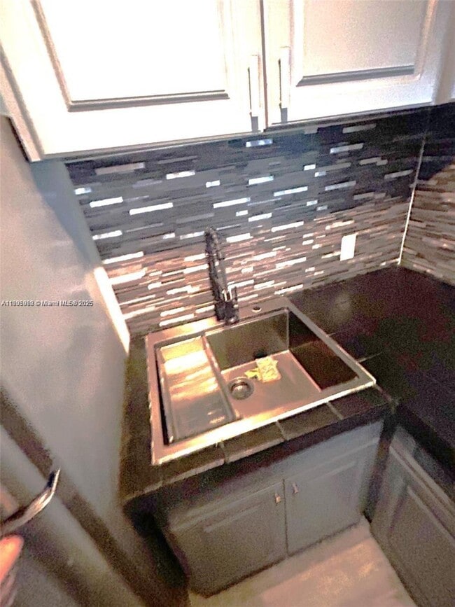 Foto del edificio - 1441 Lincoln Rd