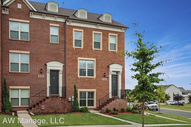 Building Photo - 3 br, 4.5 bath House - 13301 Tivoli Lake Blvd