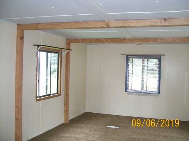 Building Photo - 3098 Springhill Rd