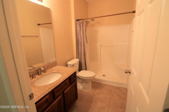 Foto del edificio - 8241 Pelican Landing Rd