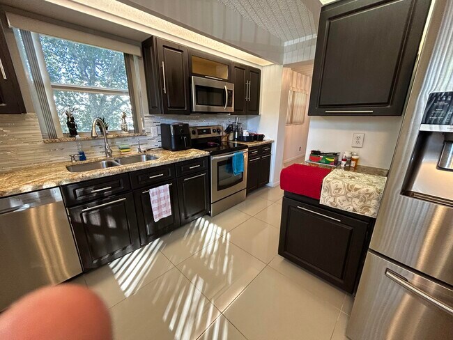 Building Photo - 1701 Andros Isle